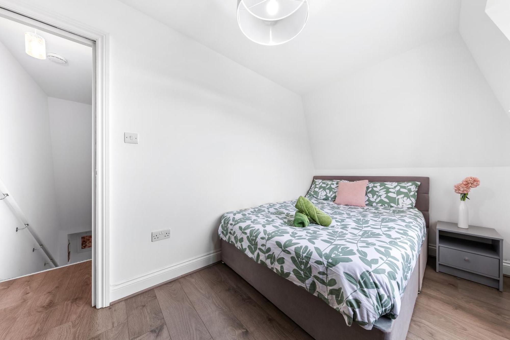 Central London Two Bedroom Serviced Apartment - Nine Elms Luxury Stay - Vauxhall & Westminster Exterior foto