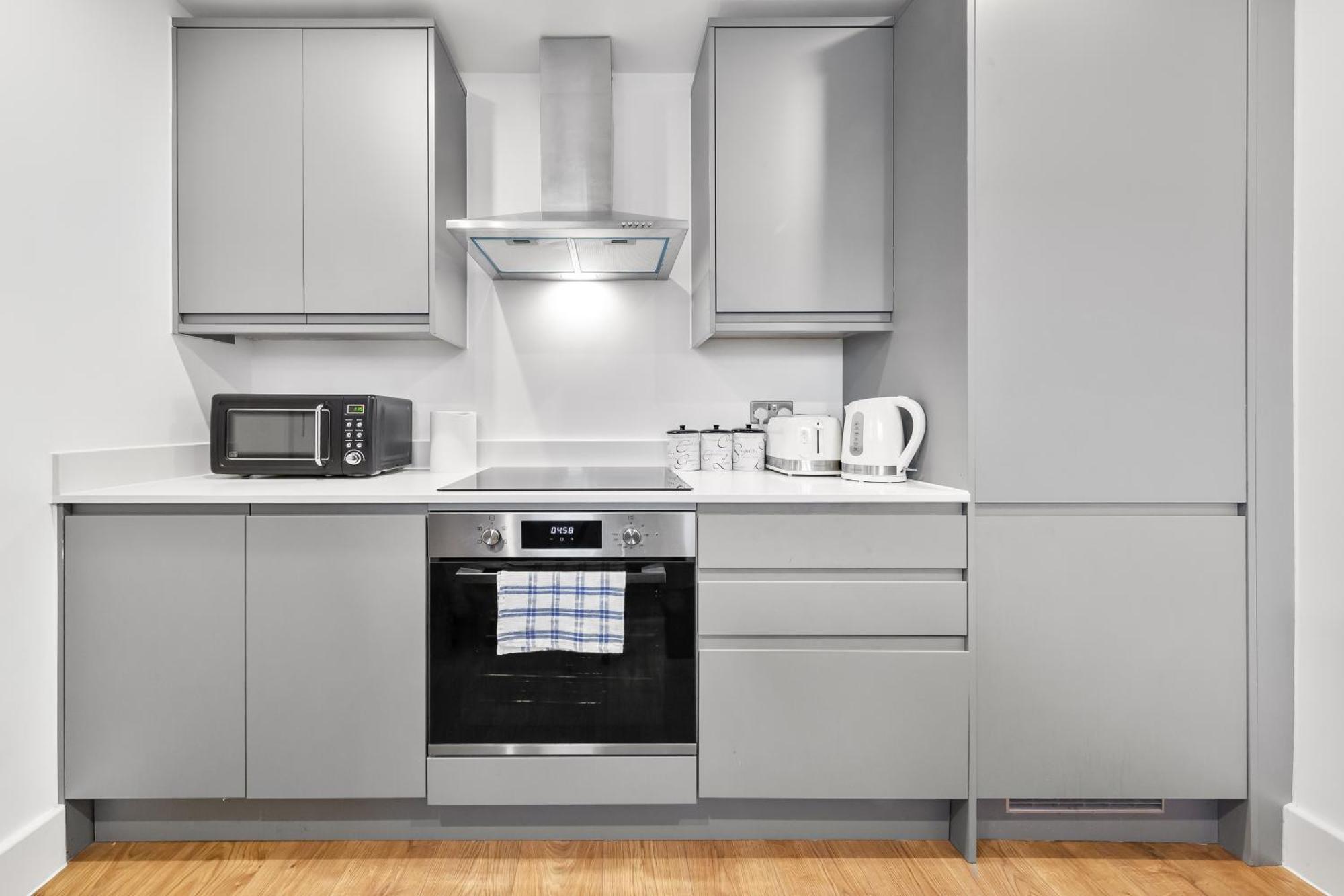 Central London Two Bedroom Serviced Apartment - Nine Elms Luxury Stay - Vauxhall & Westminster Exterior foto
